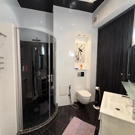 сабанский с террасой Apartment Odesa